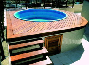 Piso de Madeira para Piscina