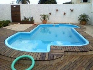 Piso de Madeira para Piscina